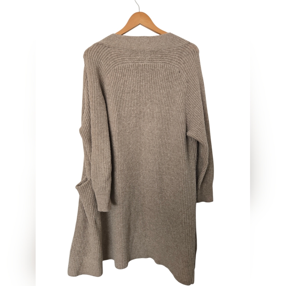 Universal Thread Tan Ribbed Cardigan Size Small - Picture 2 of 6